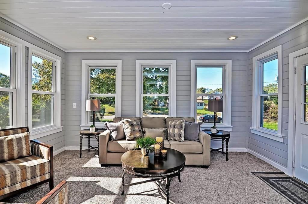 Charming Cottage Historic Falmouth Cape Cod Near Beach And Downtown 2Br 1Bath Deck Extérieur photo